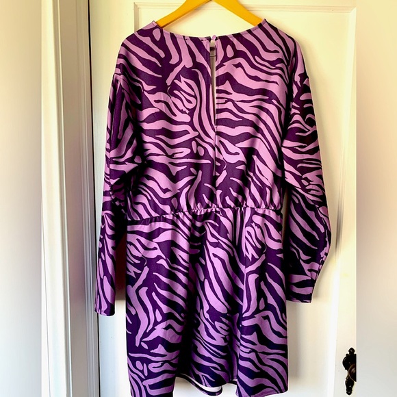 Cute ASOS DESIGN dress in magenta & pink - Picture 4 of 4